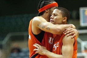 九游娱乐网站体验棒-篮球运动员比赛中战术执行力提升的科学方法研究，篮球战术能力